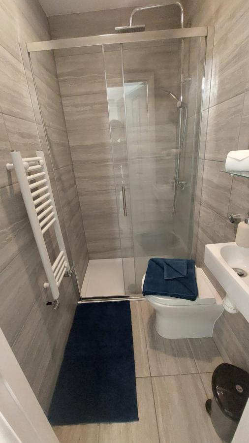 Double En-Suite Room Available In 3 Bed Apt Londres Extérieur photo